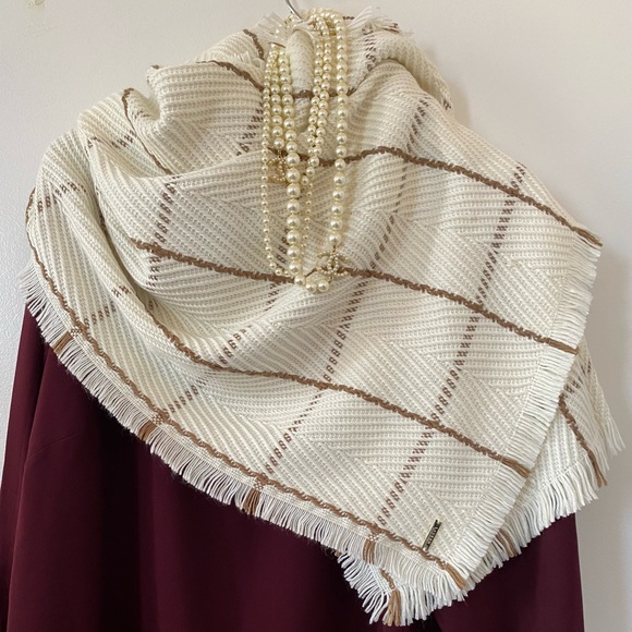 Ralph Lauren Accessories - 🆕 Ralph Lauren long stripes  scarf 🧣